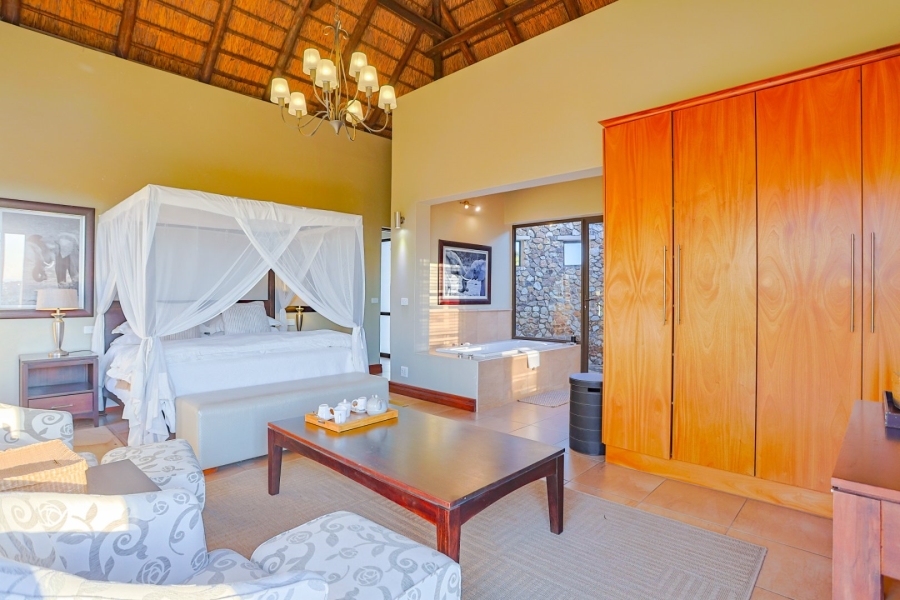 5 Bedroom Property for Sale in Zebula Golf Estate Limpopo