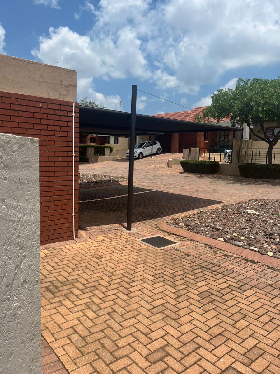 2 Bedroom Property for Sale in Bendor Limpopo