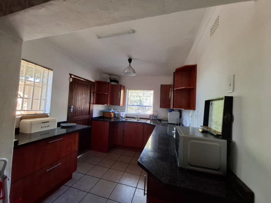 4 Bedroom Property for Sale in Roodepoort Limpopo