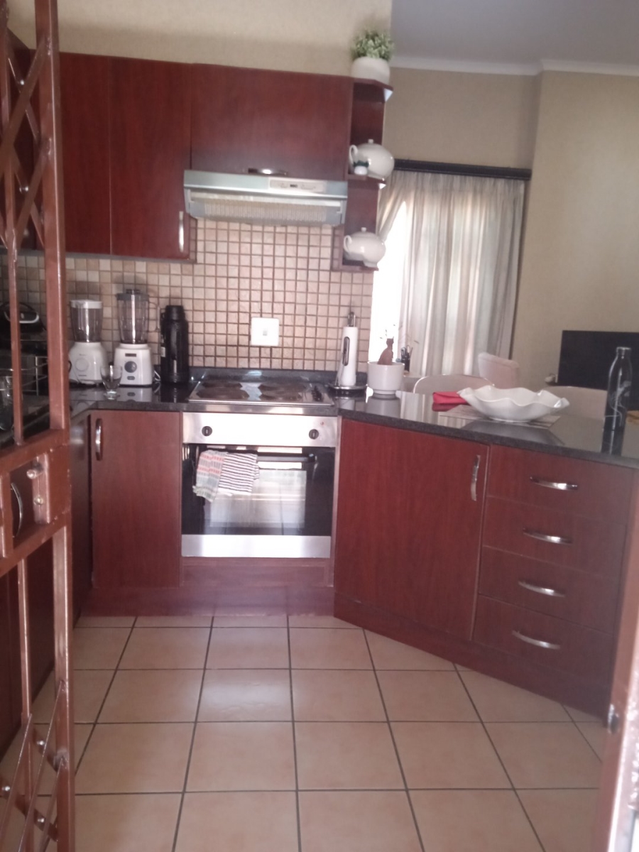 To Let 2 Bedroom Property for Rent in Eagles Crest Limpopo
