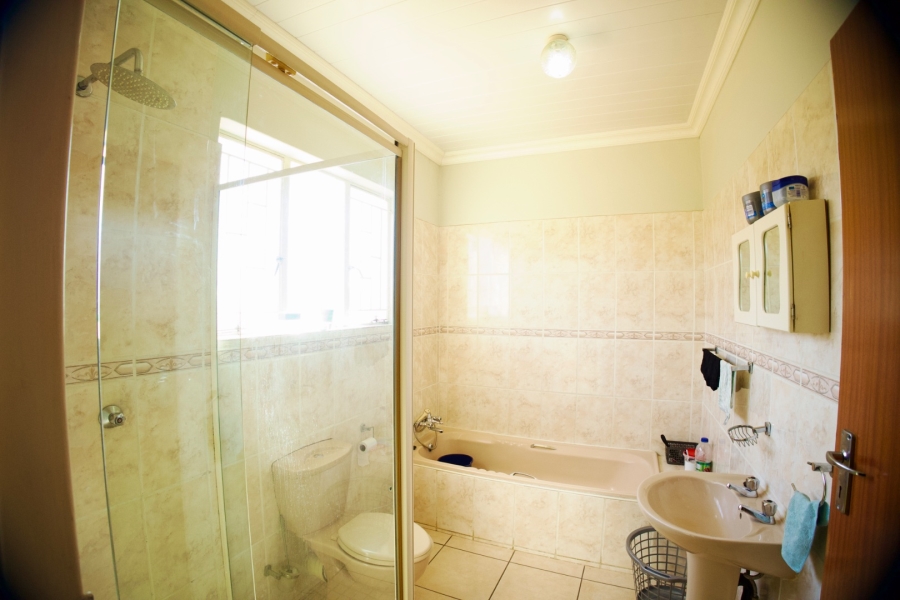 5 Bedroom Property for Sale in Bendor Limpopo