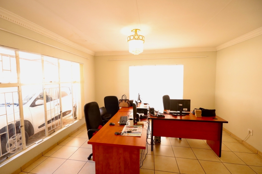 5 Bedroom Property for Sale in Bendor Limpopo