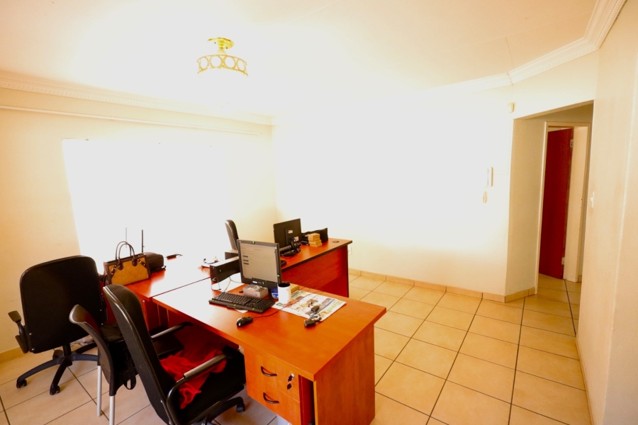 5 Bedroom Property for Sale in Bendor Limpopo