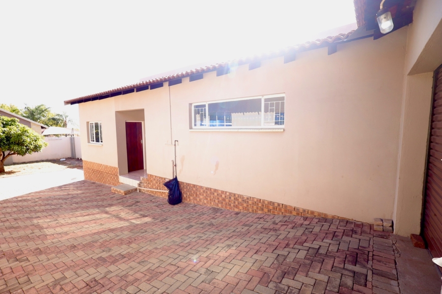 5 Bedroom Property for Sale in Bendor Limpopo