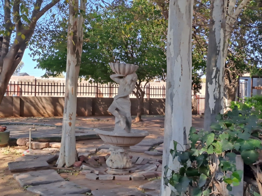 4 Bedroom Property for Sale in Palm A H Limpopo