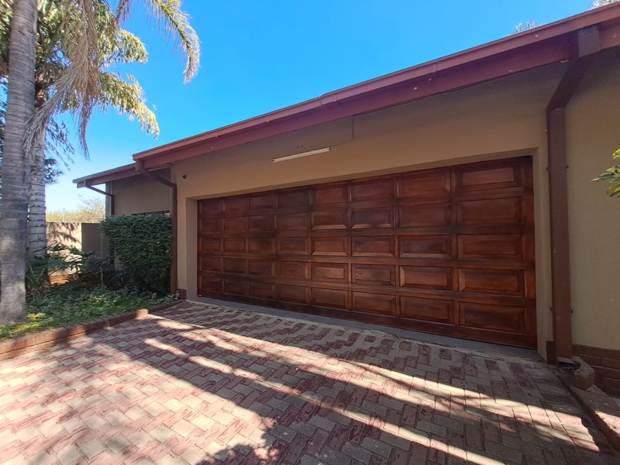 4 Bedroom Property for Sale in Palm A H Limpopo