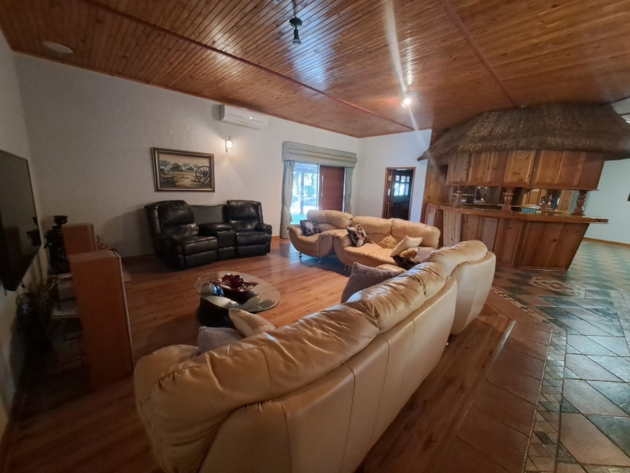 4 Bedroom Property for Sale in Palm A H Limpopo