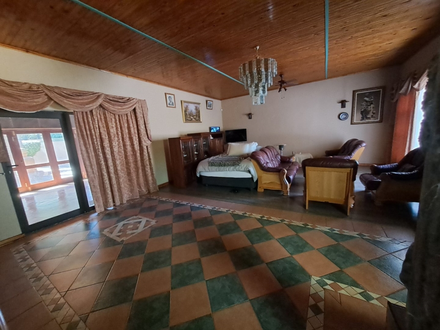 4 Bedroom Property for Sale in Palm A H Limpopo