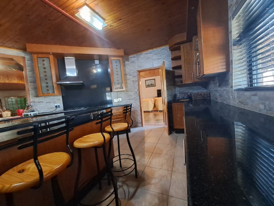 4 Bedroom Property for Sale in Palm A H Limpopo