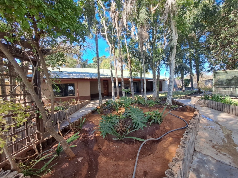 4 Bedroom Property for Sale in Palm A H Limpopo