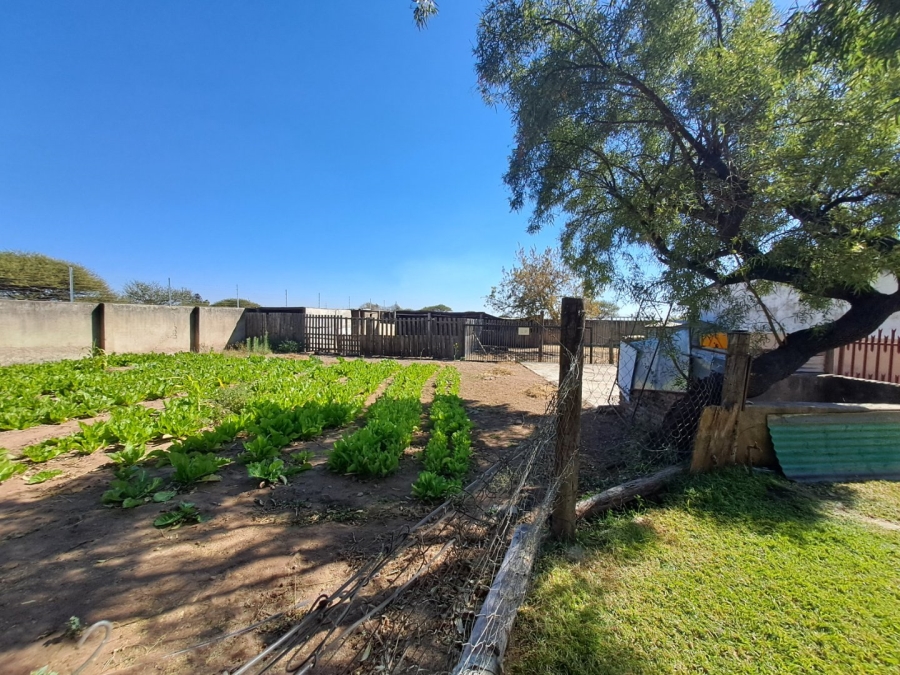 4 Bedroom Property for Sale in Palm A H Limpopo