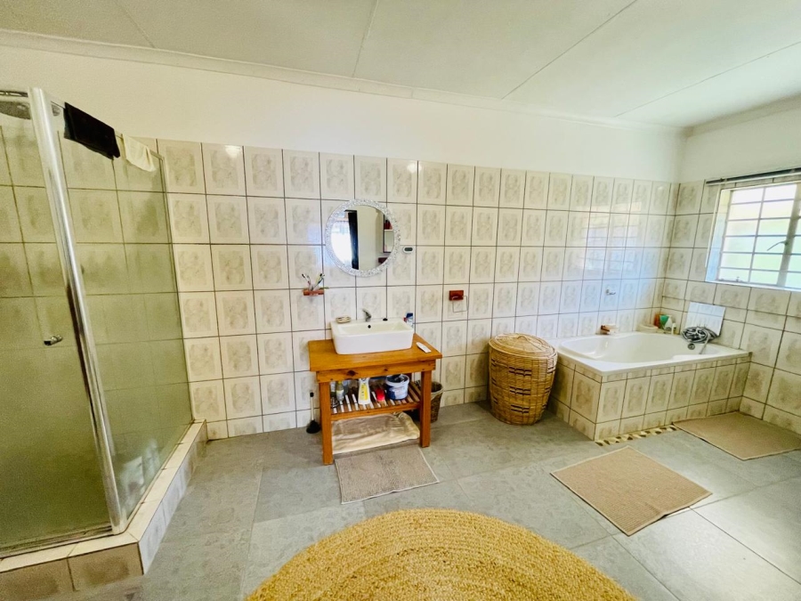 5 Bedroom Property for Sale in Welgelegen Limpopo