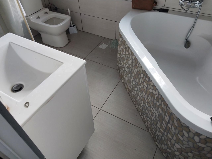 5 Bedroom Property for Sale in Bendor Limpopo
