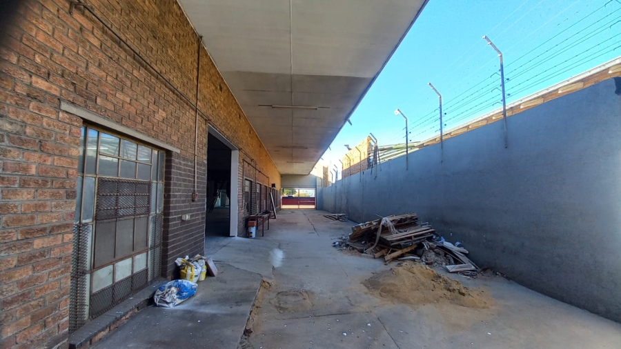To Let commercial Property for Rent in Polokwane Industria Limpopo