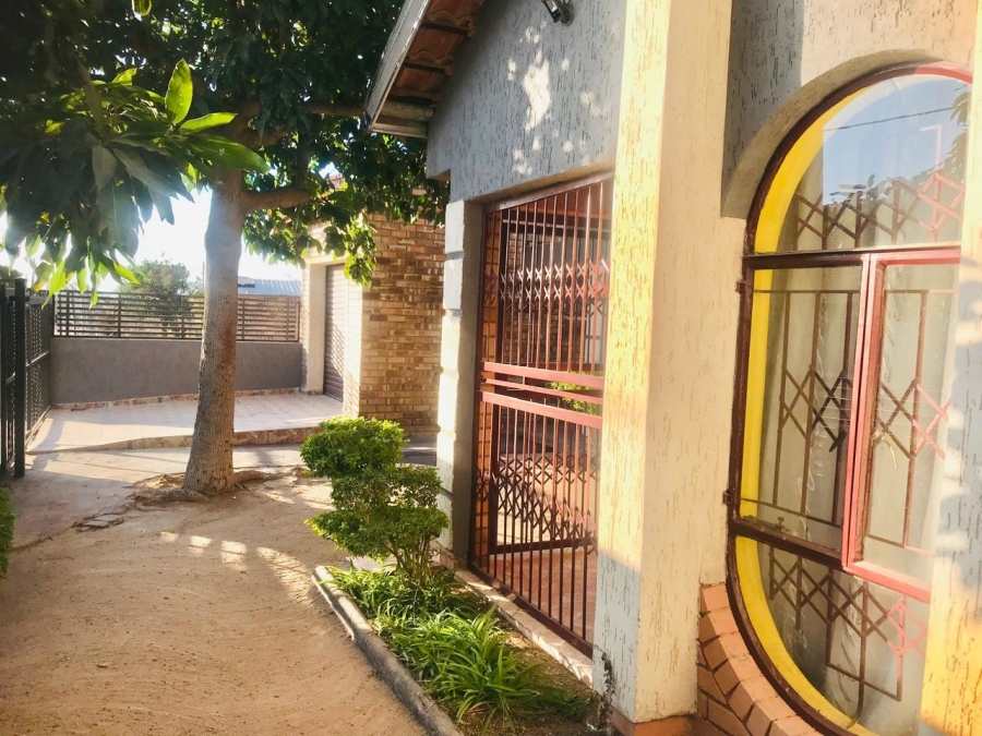 4 Bedroom Property for Sale in Seshego A Limpopo