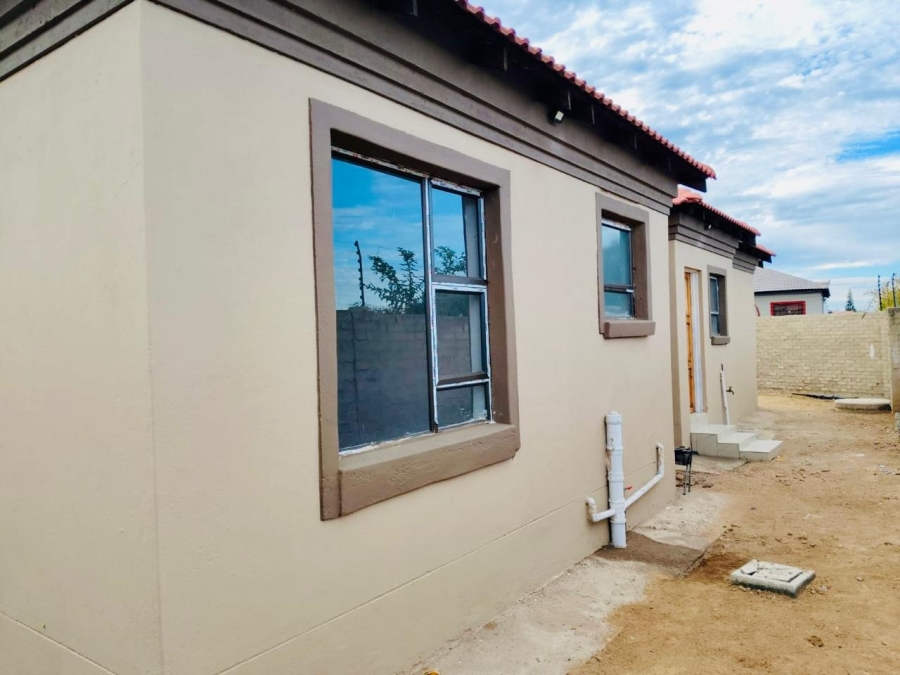 3 Bedroom Property for Sale in Mahlasedi Park Limpopo