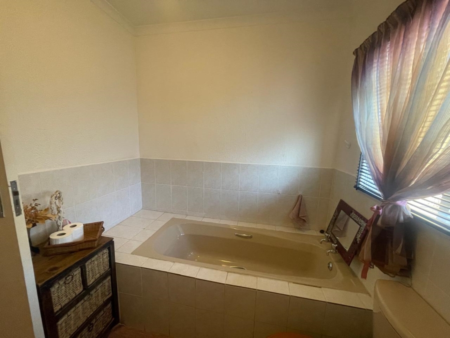3 Bedroom Property for Sale in Bendor Limpopo