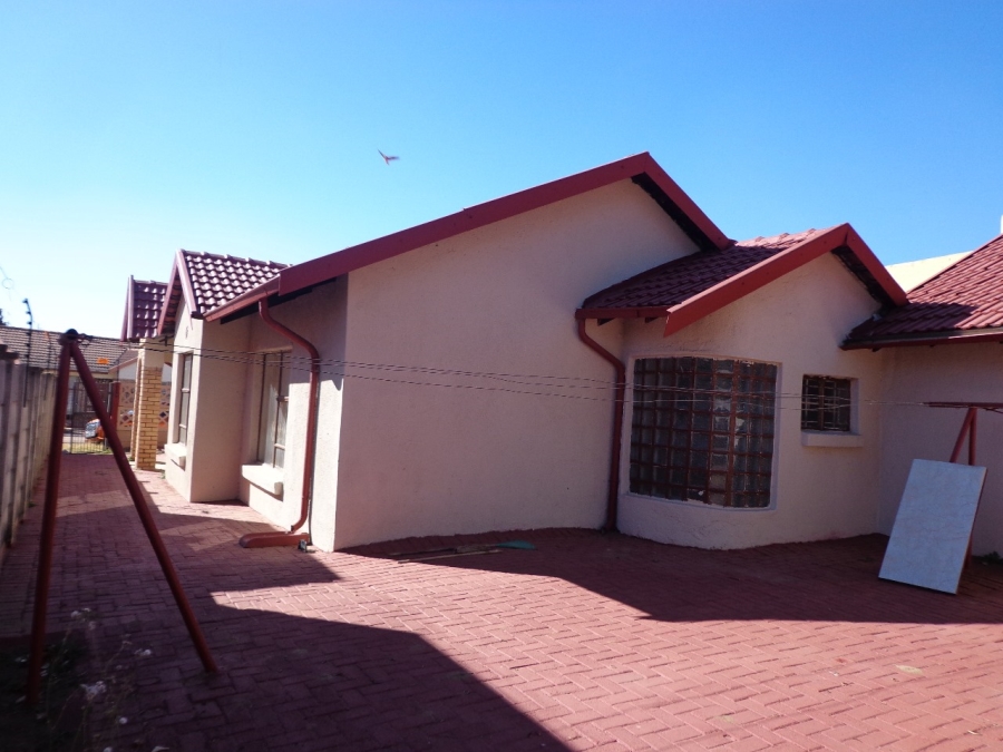 3 Bedroom Property for Sale in Ivydale Limpopo