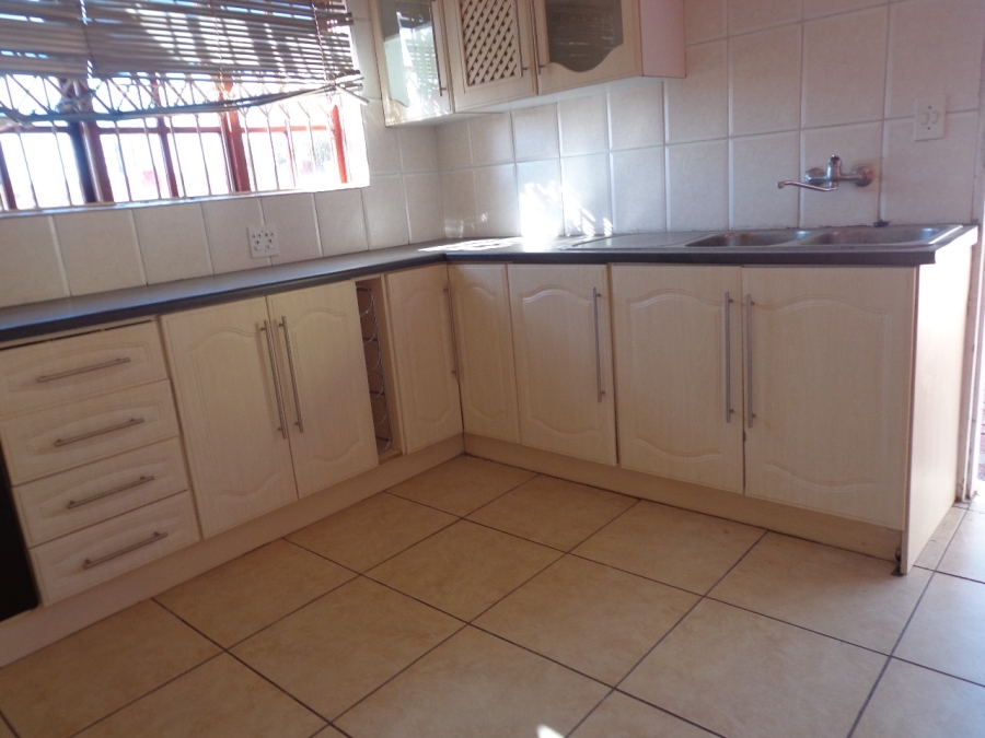 3 Bedroom Property for Sale in Ivydale Limpopo