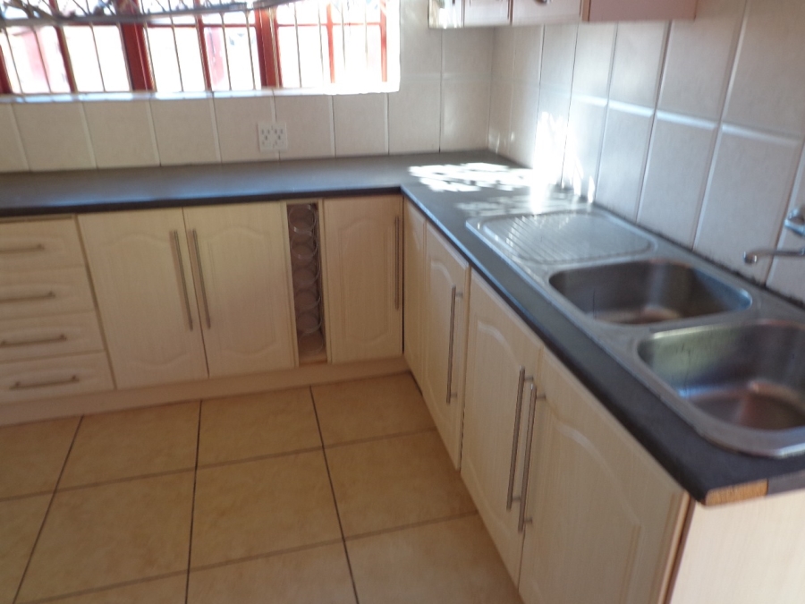 3 Bedroom Property for Sale in Ivydale Limpopo