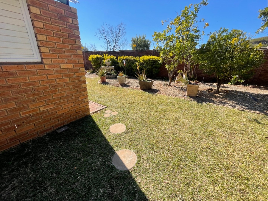 2 Bedroom Property for Sale in Flora Park Limpopo