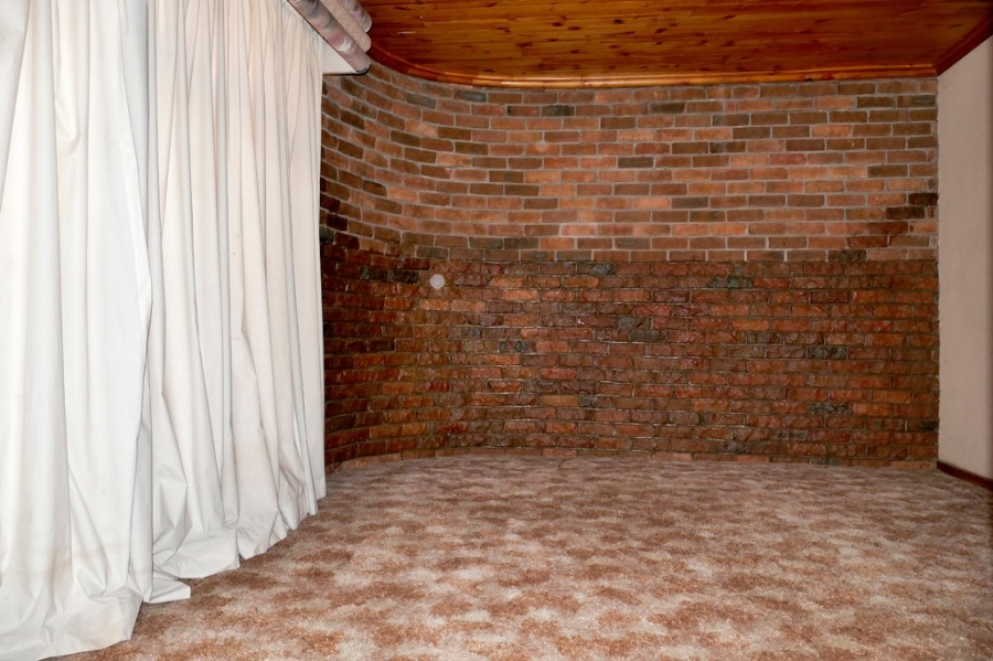 5 Bedroom Property for Sale in Bendor Limpopo
