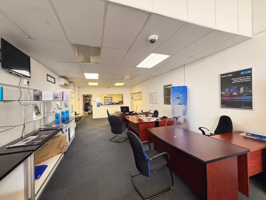 To Let commercial Property for Rent in Magna Via Industrial Limpopo