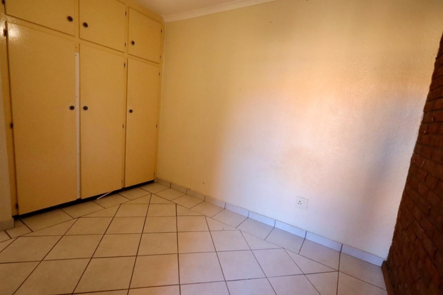 To Let 4 Bedroom Property for Rent in Welgelegen Limpopo