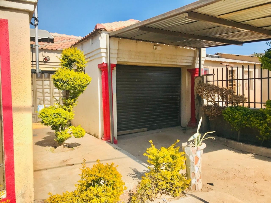 3 Bedroom Property for Sale in Polokwane Ext 44 Limpopo