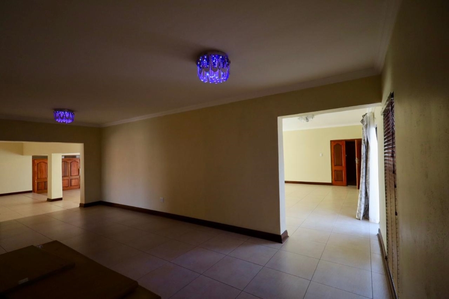 To Let 4 Bedroom Property for Rent in Sterpark Limpopo