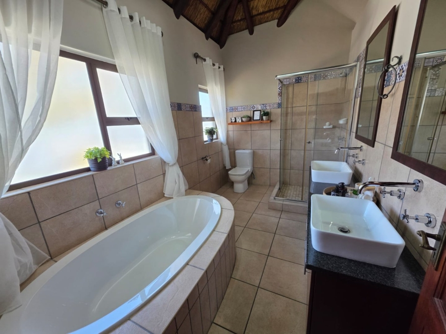 4 Bedroom Property for Sale in Koro Creek Golf Estate Limpopo