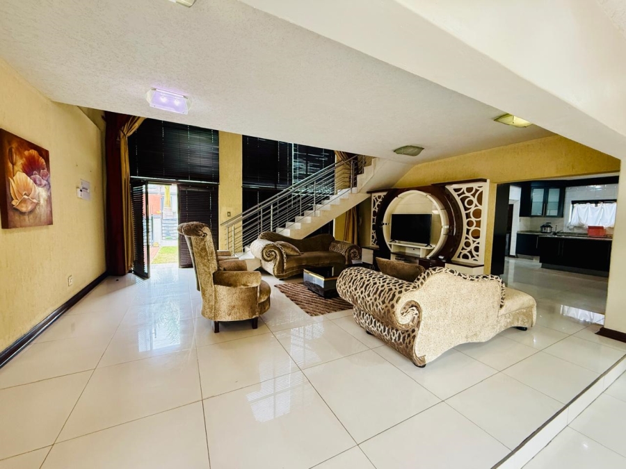 To Let 6 Bedroom Property for Rent in Bendor Limpopo