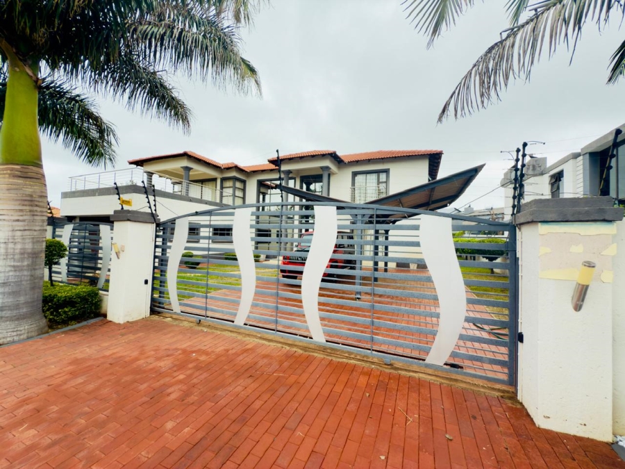 To Let 6 Bedroom Property for Rent in Bendor Limpopo