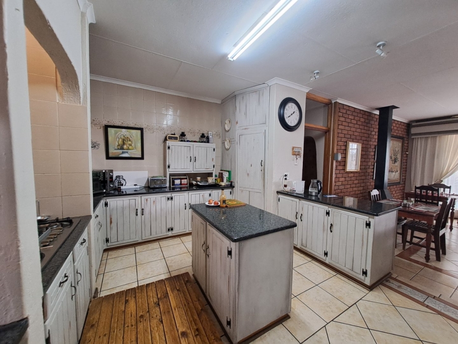 9 Bedroom Property for Sale in Sterpark Limpopo