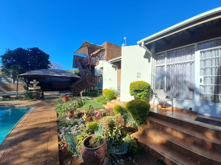 9 Bedroom Property for Sale in Sterpark Limpopo