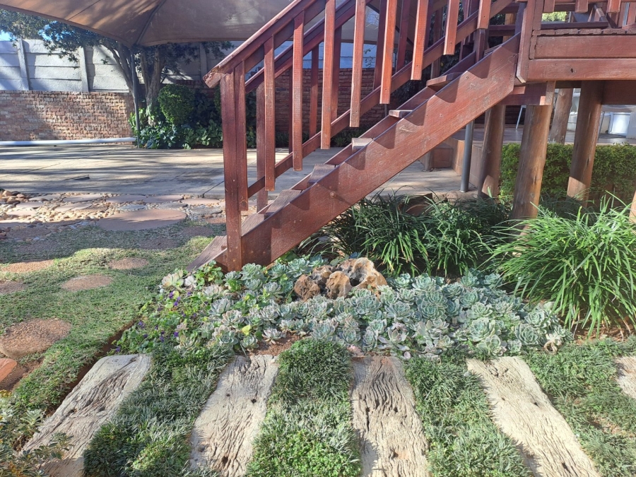 9 Bedroom Property for Sale in Sterpark Limpopo