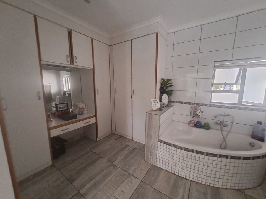 4 Bedroom Property for Sale in Bendor Limpopo