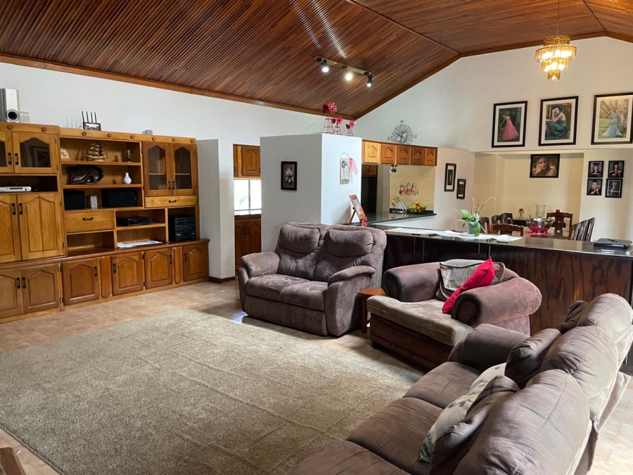 5 Bedroom Property for Sale in Welgelegen Limpopo