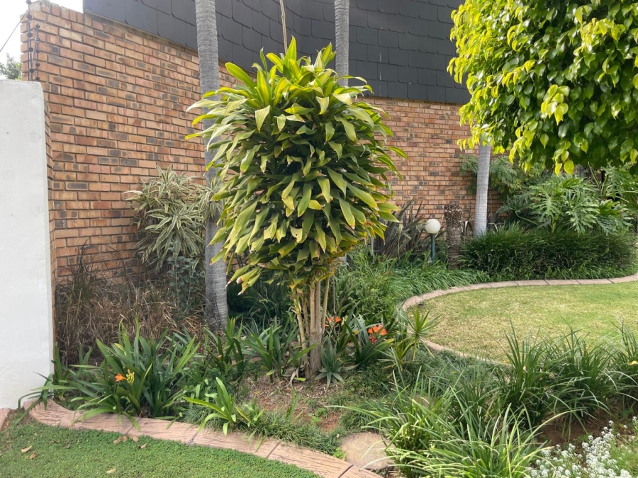 5 Bedroom Property for Sale in Welgelegen Limpopo