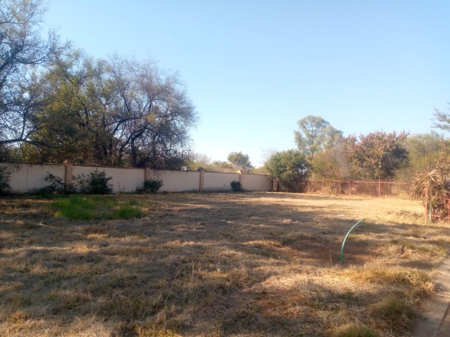  Bedroom Property for Sale in Fleur n Villa Limpopo