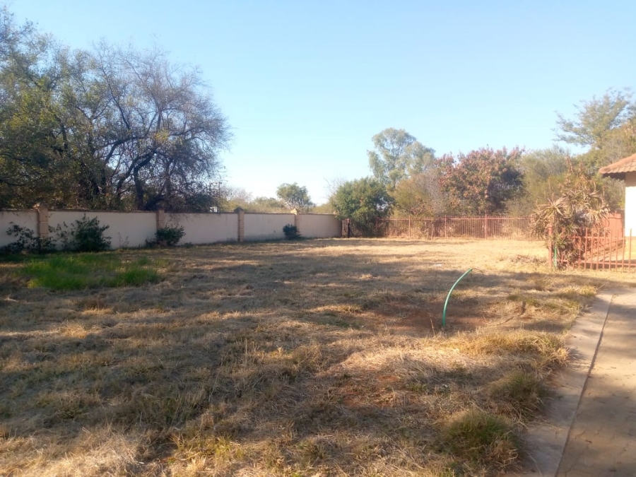  Bedroom Property for Sale in Fleur n Villa Limpopo