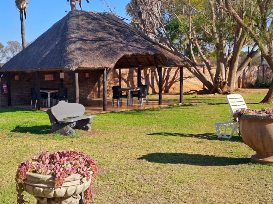 1 Bedroom Property for Sale in Palmietfontein Limpopo