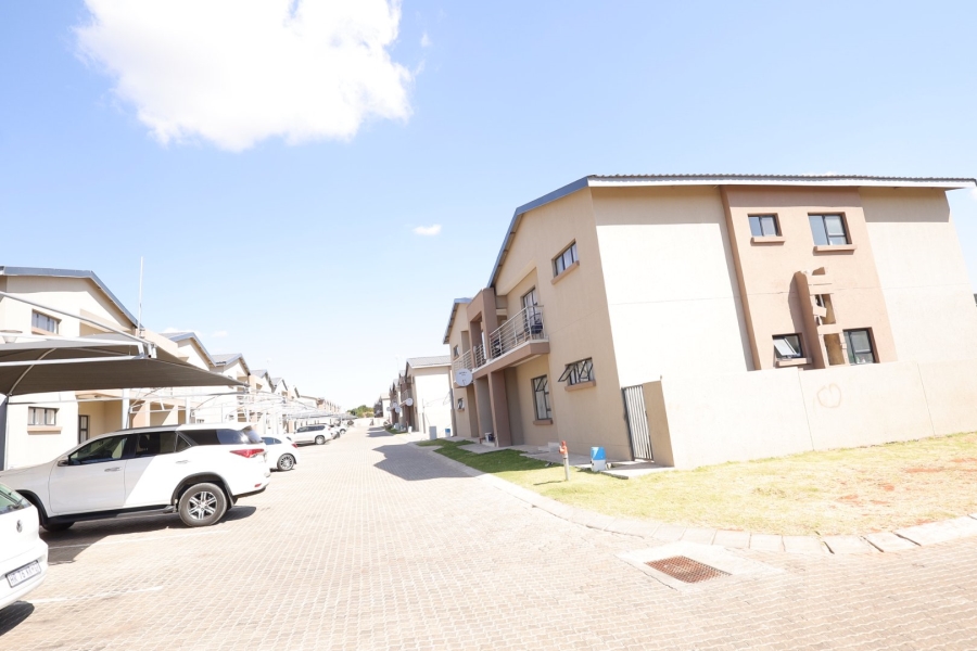 To Let 3 Bedroom Property for Rent in Bendor Limpopo