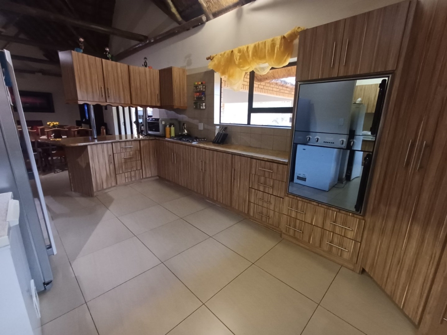 4 Bedroom Property for Sale in Kwaggasvlakte AH Limpopo