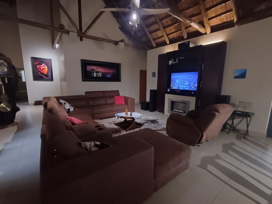 4 Bedroom Property for Sale in Kwaggasvlakte AH Limpopo