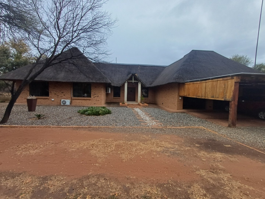 4 Bedroom Property for Sale in Kwaggasvlakte AH Limpopo
