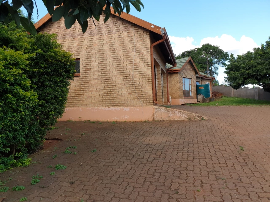 To Let 3 Bedroom Property for Rent in Thohoyandou Limpopo