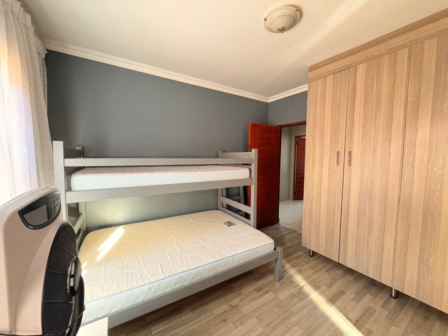 To Let 4 Bedroom Property for Rent in Fauna Park Limpopo