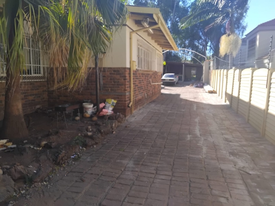 6 Bedroom Property for Sale in Polokwane Central Limpopo