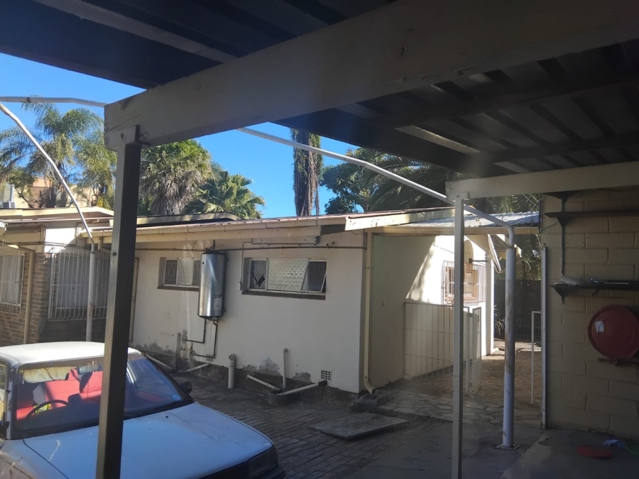 6 Bedroom Property for Sale in Polokwane Central Limpopo